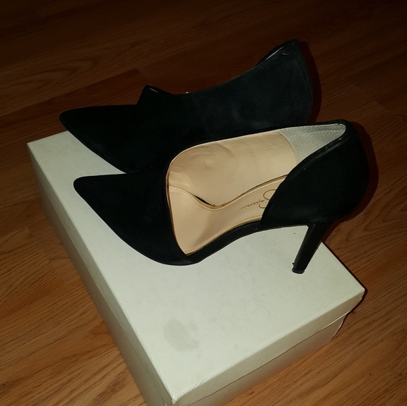 Shoes - Picture 4 of 4